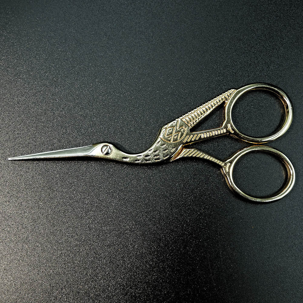 Taxidermy smallest biggest goldcrest challenge